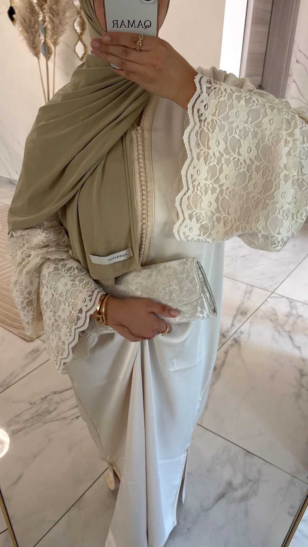 Ayla Abaya