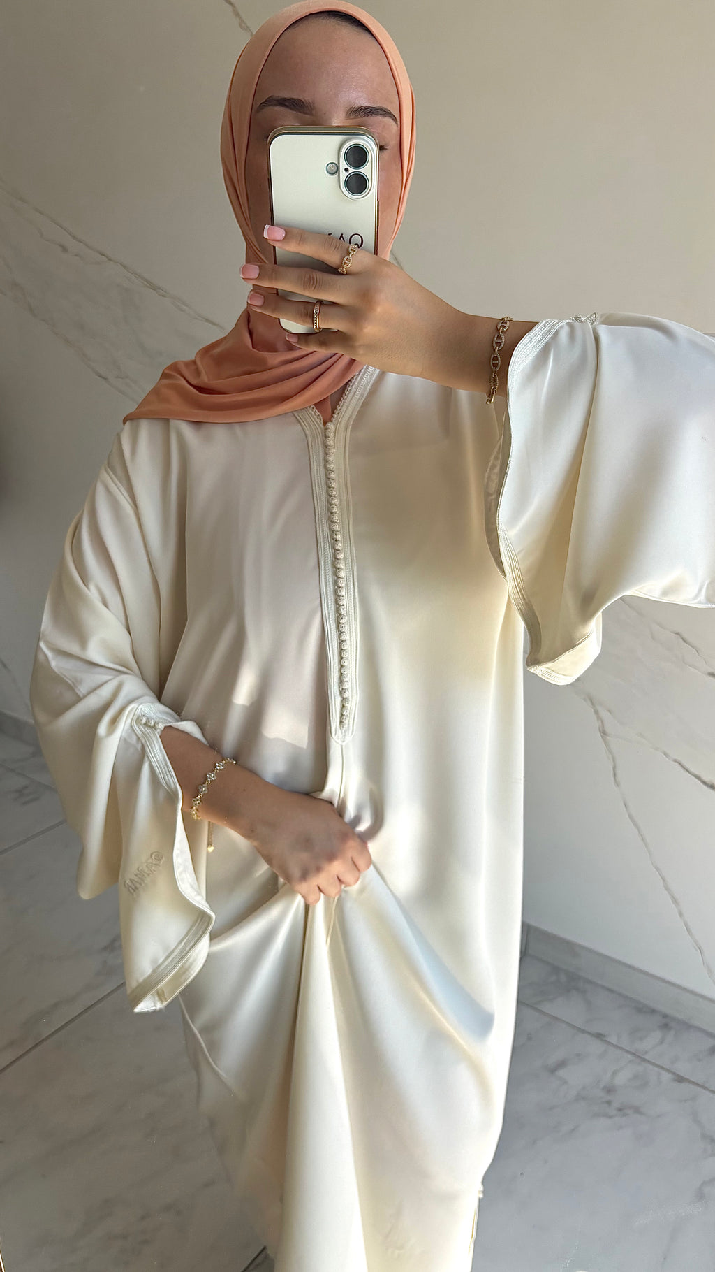 Nahla Abaya