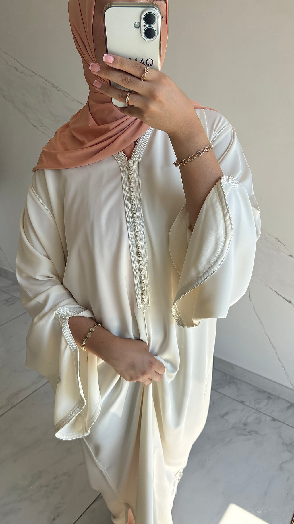 Nahla Abaya