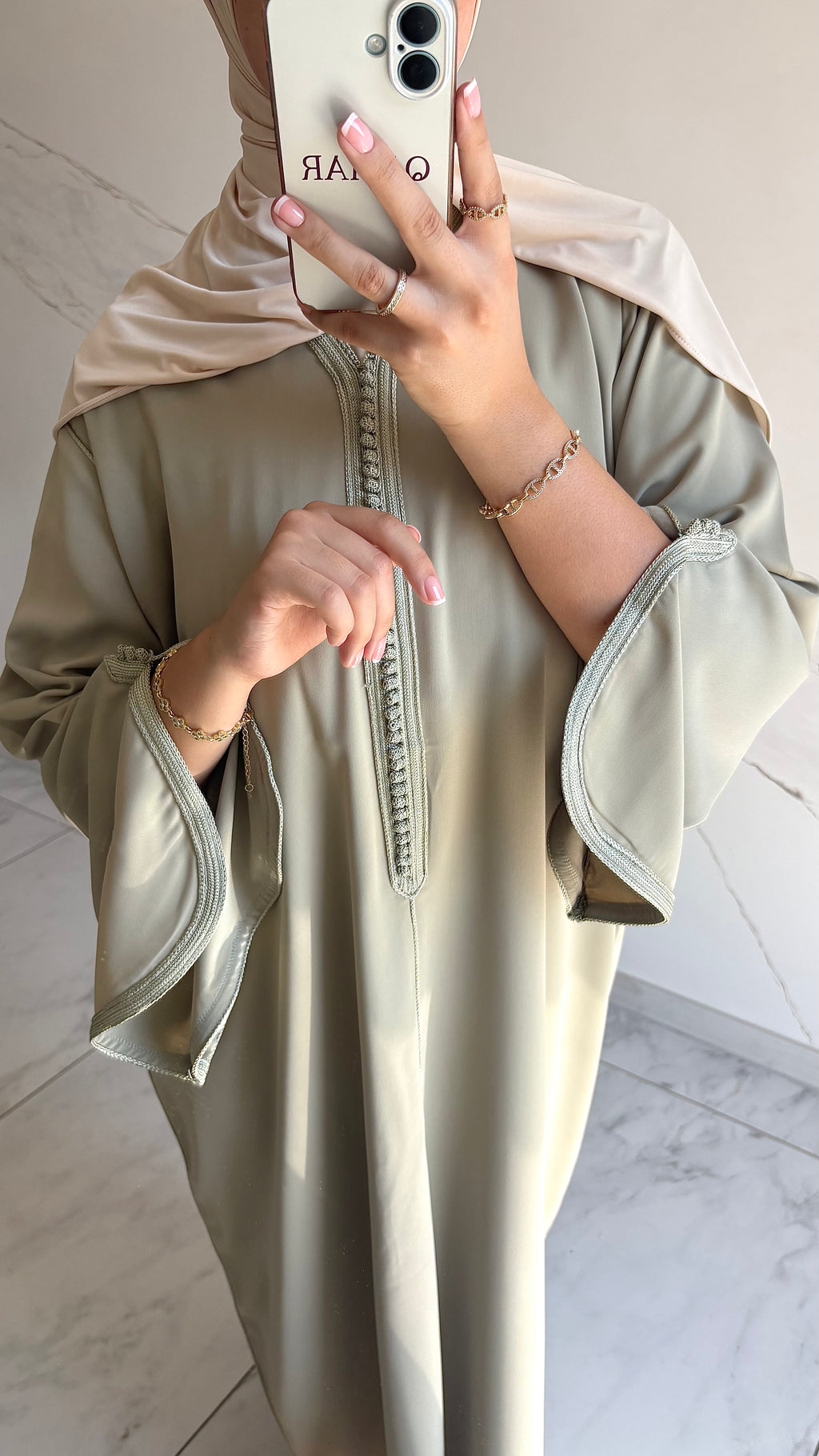 Nahla Abaya